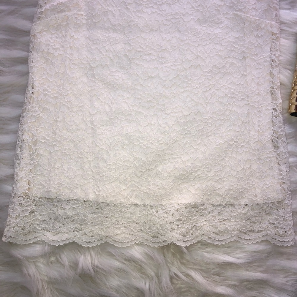 Ann Taylor LOFT lace tank!. - Picture 4 of 5